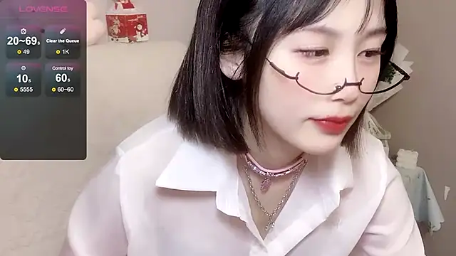 LaoSHI-999 online show from January 12, 2025, 1:42 am