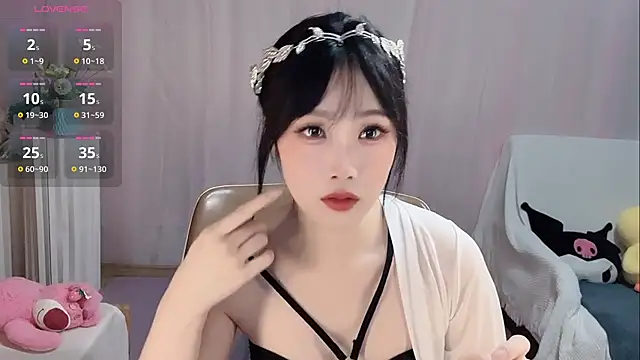 Snapshot of LaoSHI-999 chatting on October 23, 2025, 11:09 am LaoSHI-999 online show from October 23, 2025, 11:09 am