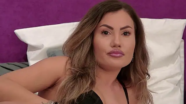 CelineHuddson online show from January 19, 2025, 9:13 pm