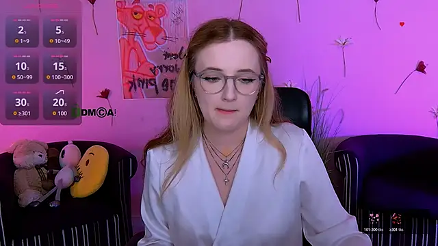 luna berryy online show from May 22, 2026, 7:19 pm