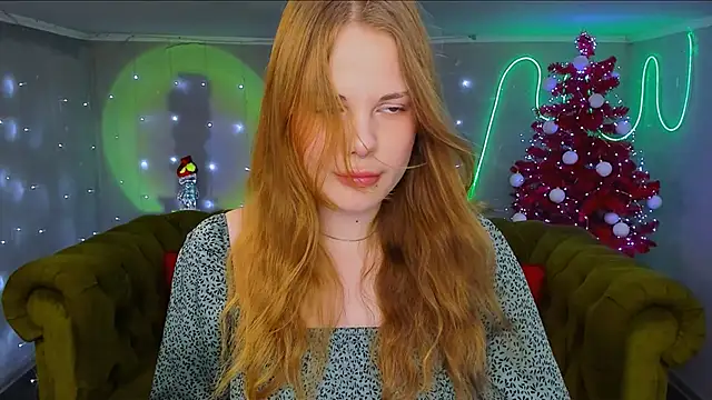Snapshot of holy_kitty chatting on December 4, 2024, 12:36 pm holy kitty online show from December 4, 2024, 12:36 pm