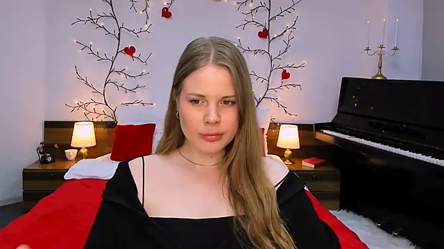 Snapshot of holy_kitty chatting on February 28, 2025, 5:26 pm holy kitty online show from February 28, 2025, 5:26 pm