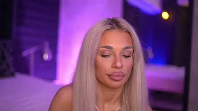 Candy Ivy online show from September 28, 2025, 6:13 pm