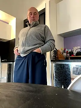 Snapshot of pantomax chatting on December 2, 2024, 2:08 pm pantomax online show from December 2, 2024, 2:08 pm