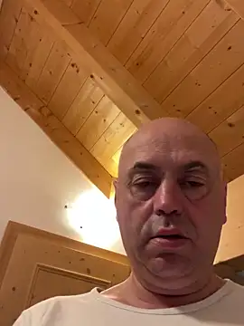 Snapshot of pantomax chatting on December 10, 2024, 6:11 am pantomax online show from December 10, 2024, 6:11 am