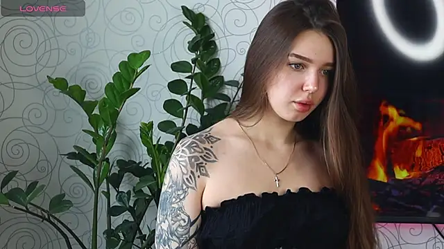 KentsMomAliss online show from March 13, 2025, 8:04 am