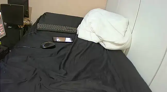 ebonyjezebel online show from January 3, 2025, 11:44 pm