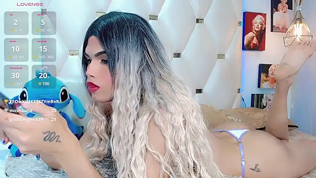 Niccolls Princess online show from February 3, 2025, 1:52 am