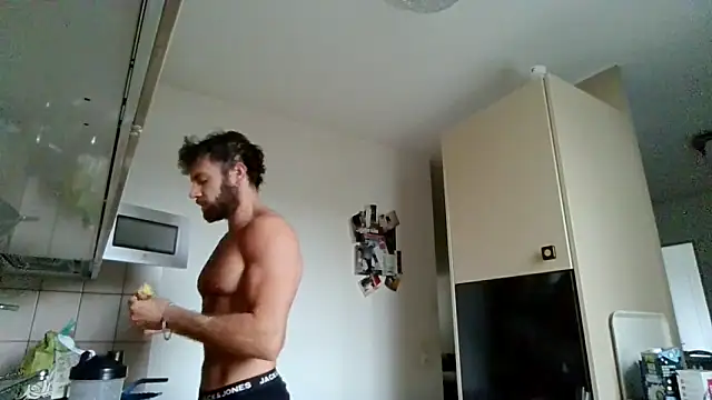 Snapshot of alpha-hunk chatting on October 16, 2025, 7:20 am alpha-hunk online show from October 16, 2025, 7:20 am