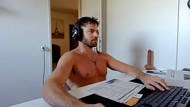 alpha-hunk online show from March 10, 2026, 1:49 pm