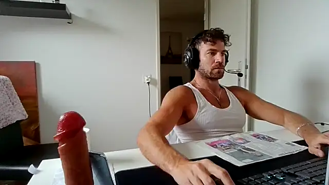 alpha-hunk online show from May 11, 2026, 9:15 am