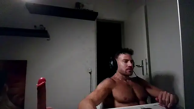 alpha-hunk online show from May 22, 2026, 9:31 pm