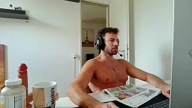 alpha-hunk online show from June 3, 2026, 9:23 am