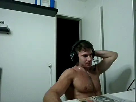 Snapshot of alpha-hunk chatting on July 28, 2026, 8:52 pm alpha-hunk online show from July 28, 2026, 8:52 pm