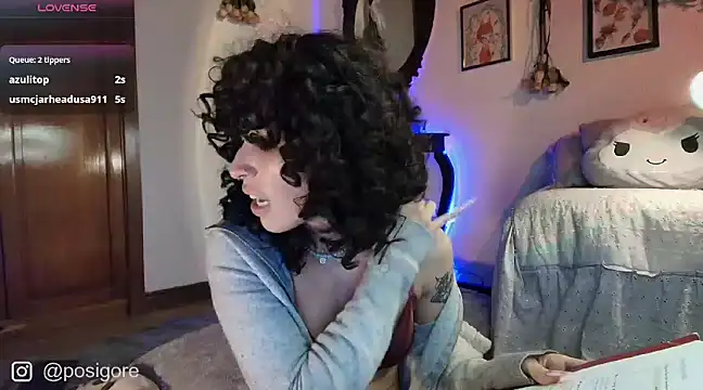 posigore696 online show from February 26, 2025, 11:59 pm