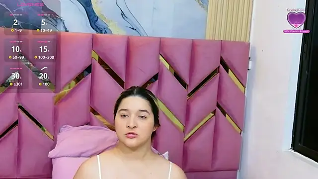 collegepawglovedaddy online show from July 8, 2026, 7:40 pm