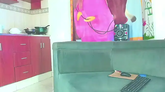 Yariya sensual online show from January 3, 2025, 6:33 am