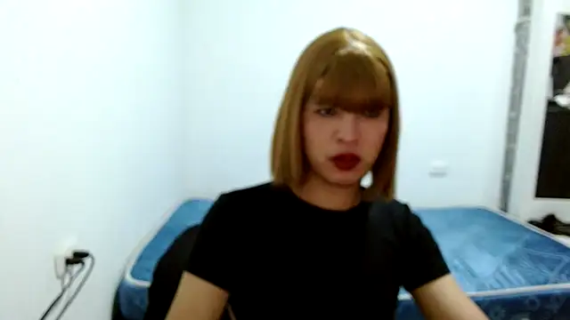 estefania224 online show from August 7, 2026, 6:37 am