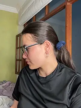 Snapshot of aurora_divine chatting on October 2, 2025, 10:50 pm aurora divine online show from October 2, 2025, 10:50 pm