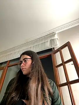 Snapshot of aurora_divine chatting on October 23, 2025, 11:03 pm aurora divine online show from October 23, 2025, 11:03 pm