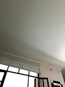 Snapshot of aurora_divine chatting on October 25, 2025, 12:56 pm aurora divine online show from October 25, 2025, 12:56 pm