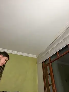 Snapshot of aurora_divine chatting on October 28, 2025, 11:51 pm aurora divine online show from October 28, 2025, 11:51 pm