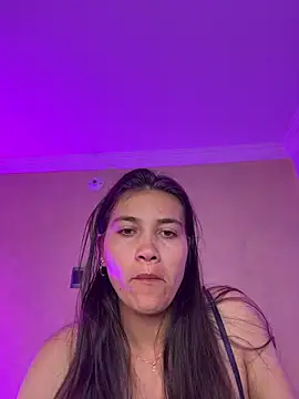 aurora divine online show from March 1, 2026, 10:01 pm