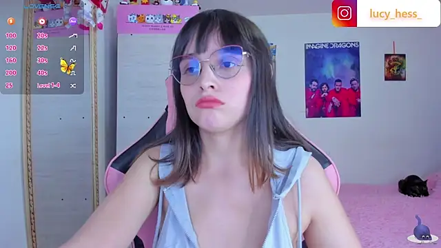 Lucyy-hess online show from March 12, 2026, 9:43 pm