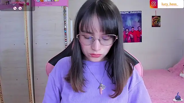 Lucyy-hess online show from May 7, 2026, 7:52 pm
