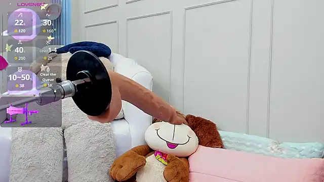 Snapshot of MadyJackson chatting on September 23, 2025, 11:35 am MadyJackson online show from September 23, 2025, 11:35 am