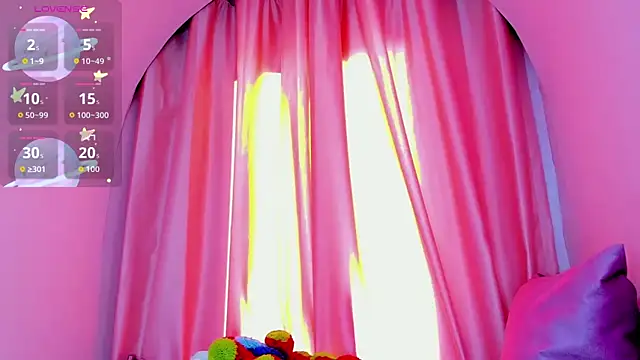 Snapshot of MadyJackson chatting on September 26, 2025, 11:58 am MadyJackson online show from September 26, 2025, 11:58 am