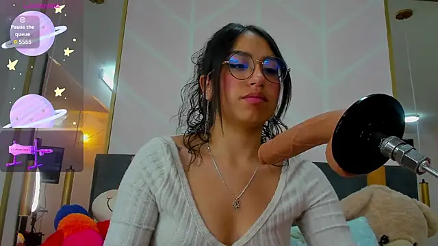 Snapshot of MadyJackson chatting on October 4, 2025, 11:41 am MadyJackson online show from October 4, 2025, 11:41 am