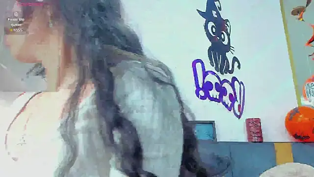 Snapshot of MadyJackson chatting on October 31, 2025, 11:55 am MadyJackson online show from October 31, 2025, 11:55 am