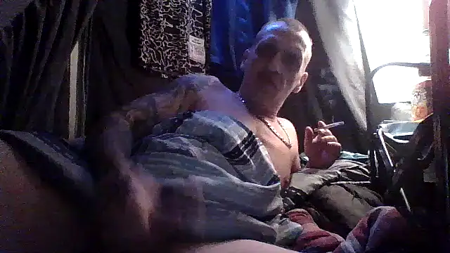 Snapshot of CandiedPompano chatting on October 10, 2025, 8:57 am CandiedPompano online show from October 10, 2025, 8:57 am