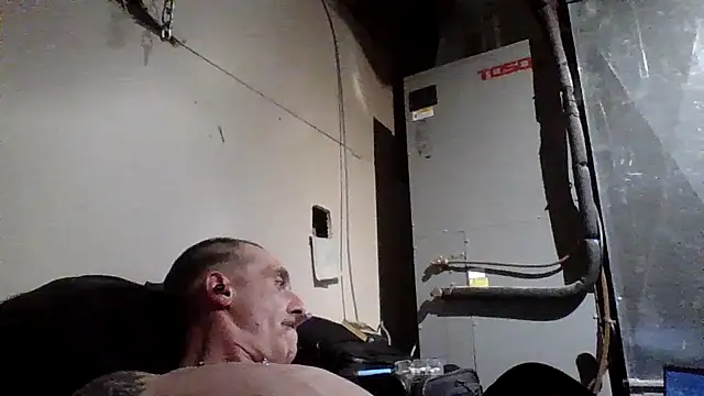 Snapshot of CandiedPompano chatting on October 21, 2025, 4:02 am CandiedPompano online show from October 21, 2025, 4:02 am