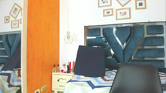 LolaBoobs online show from July 12, 2026, 1:02 pm