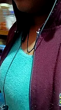 ruhi2003 online show from December 16, 2024, 3:40 am