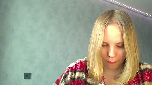 Thalia  Star online show from February 4, 2025, 9:07 am