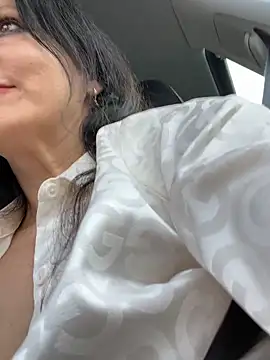 -OLYA- online show from February 10, 2025, 1:55 pm
