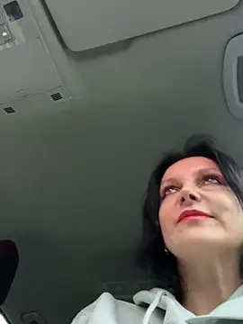 -OLYA- online show from February 21, 2025, 6:40 am