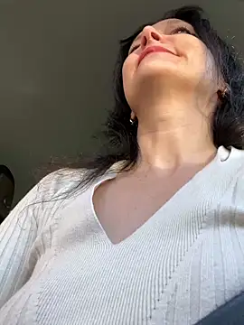 -OLYA- online show from March 4, 2025, 7:19 am