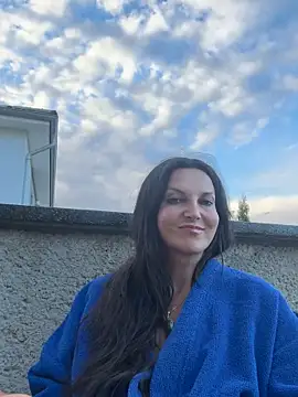 -OLYA- online show from June 11, 2026, 6:39 pm