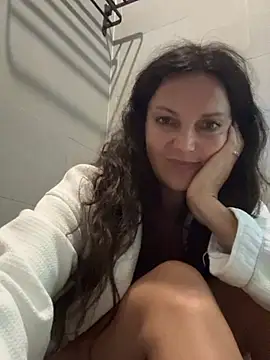 Snapshot of -OLYA- chatting on July 18, 2026, 7:34 am -OLYA- online show from July 18, 2026, 7:34 am