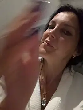 Snapshot of -OLYA- chatting on July 19, 2026, 2:10 pm -OLYA- online show from July 19, 2026, 2:10 pm
