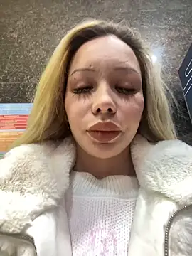 Snapshot of babydolll chatting on October 9, 2025, 11:08 am babydolll online show from October 9, 2025, 11:08 am