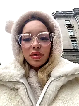 Snapshot of babydolll chatting on October 16, 2025, 11:55 am babydolll online show from October 16, 2025, 11:55 am