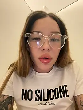 babydolll online show from July 23, 2026, 4:05 pm
