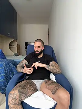 Gioeltoro89 online show from May 10, 2026, 2:33 pm