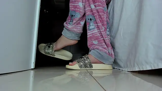 Snapshot of sherilkwang19tv chatting on October 6, 2025, 12:30 am sherilkwang19tv online show from October 6, 2025, 12:30 am