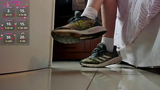 Snapshot of sherilkwang19tv chatting on October 22, 2025, 12:22 am sherilkwang19tv online show from October 22, 2025, 12:22 am